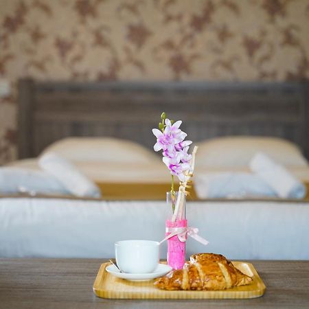 Hotel Monopoli Kutaisi Eksteriør bilde