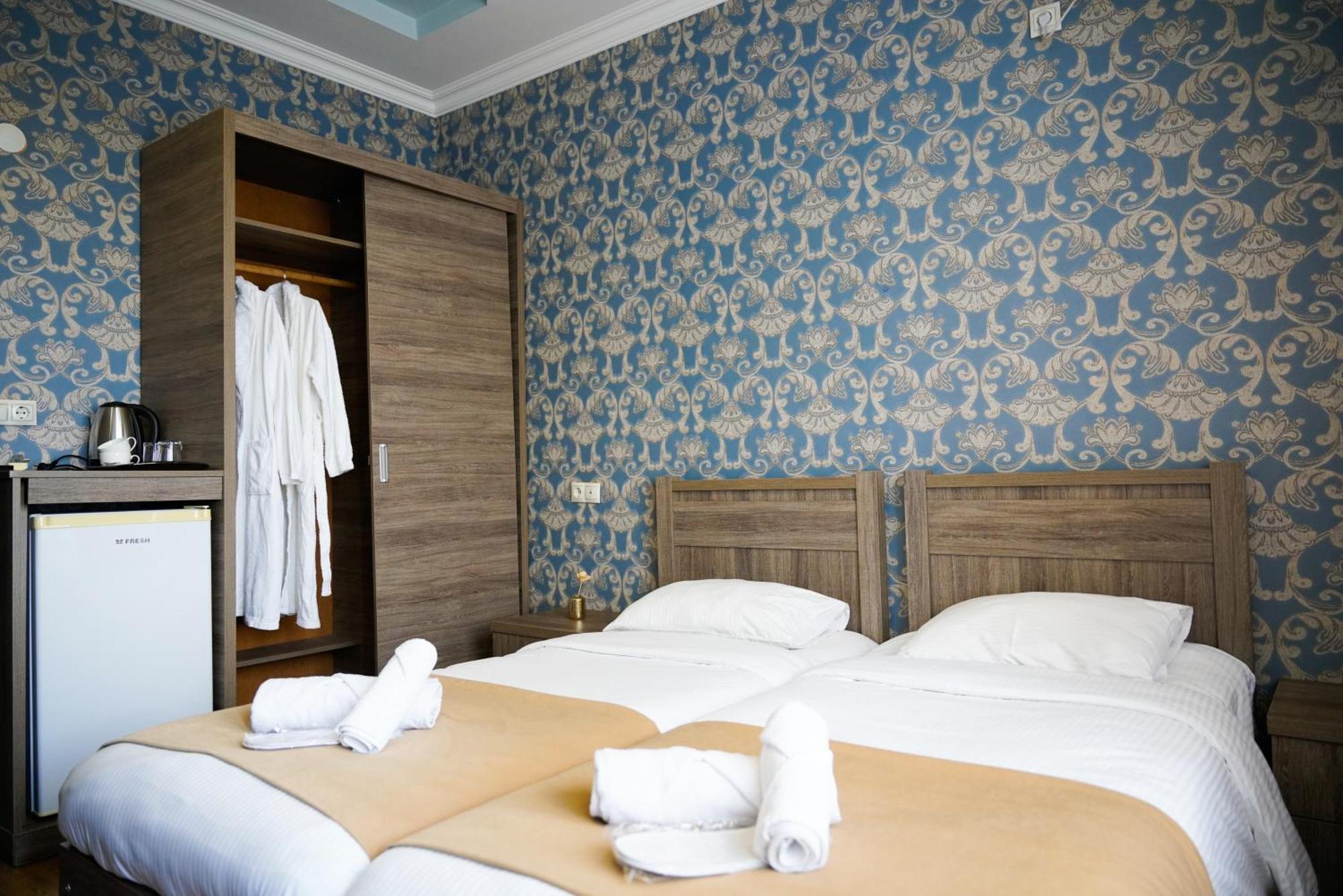 Hotel Monopoli Kutaisi Eksteriør bilde